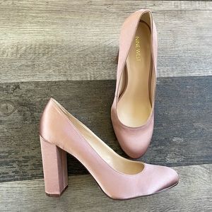 Nine West leroux satin block heels